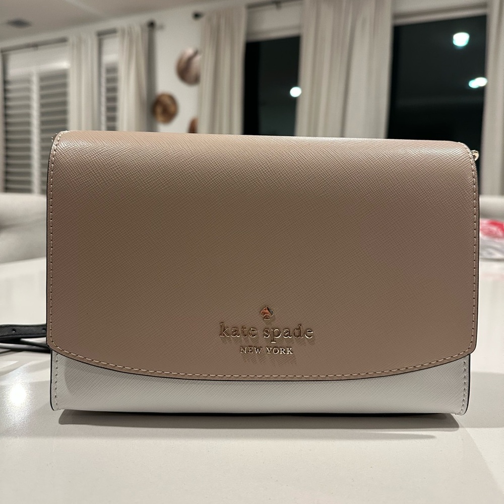 Kate Spade Tan and White Shoulder Bag